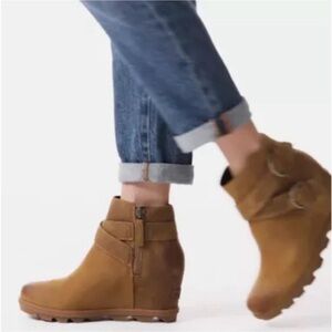 Sorel Tan Ankle Boots with Buckle Detail